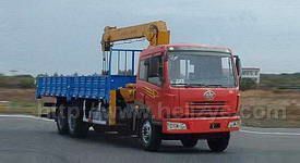 解放后雙橋隨車(chē)起重運輸車(chē)圖片